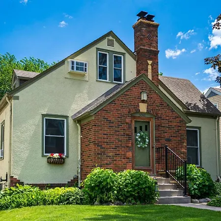 Edina Escape Villa
